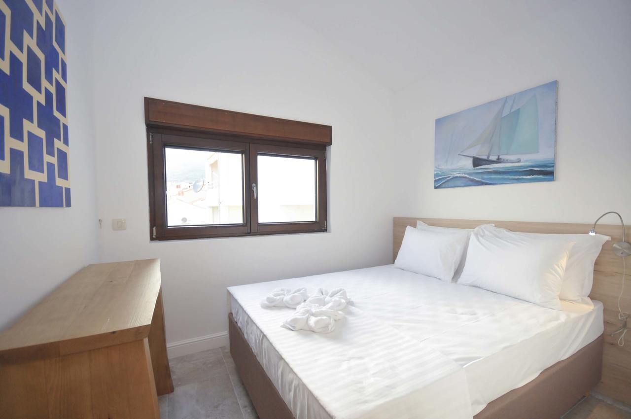 Corso Levante Luxury Suites Petrovac na moru Exterior foto