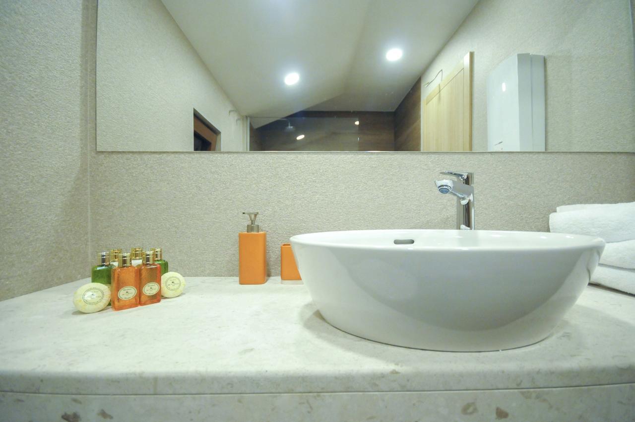 Corso Levante Luxury Suites Petrovac na moru Exterior foto