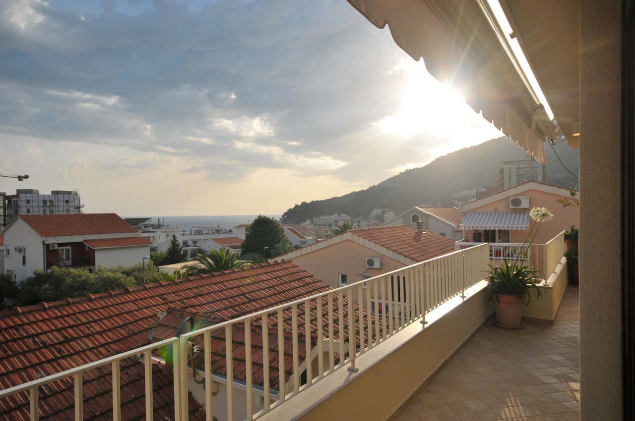 Corso Levante Luxury Suites Petrovac na moru Exterior foto