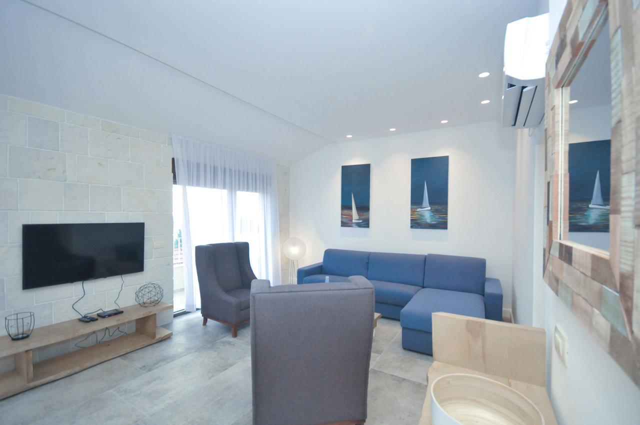Corso Levante Luxury Suites Petrovac na moru Exterior foto