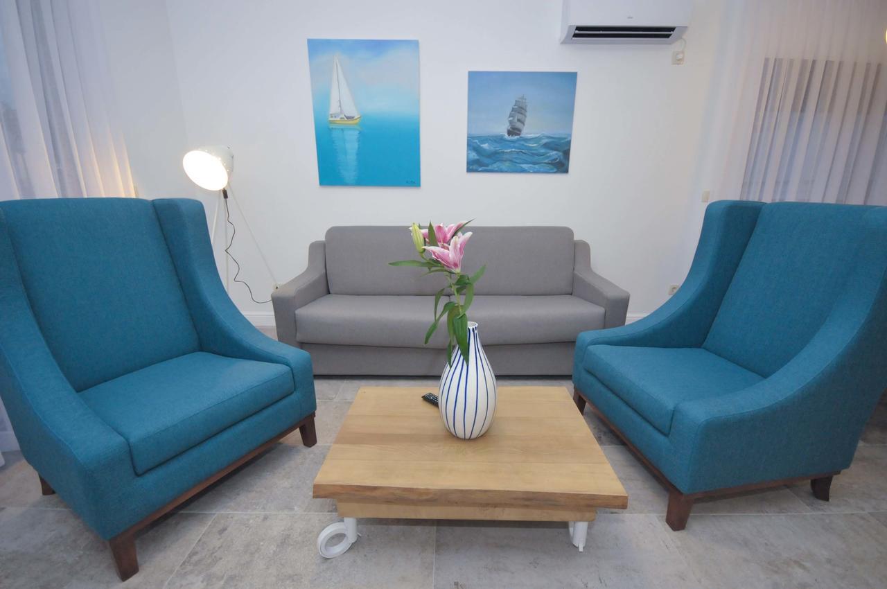 Corso Levante Luxury Suites Petrovac na moru Exterior foto