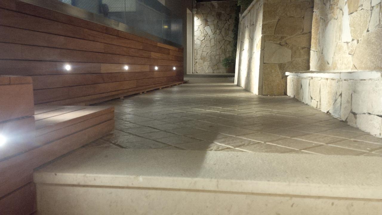 Corso Levante Luxury Suites Petrovac na moru Exterior foto